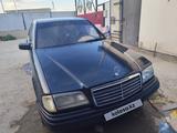 Mercedes-Benz C 200 1996 года за 1 500 000 тг. в Кульсары – фото 2