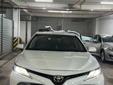 Toyota Camry 2018 годаүшін15 250 000 тг. в Астана