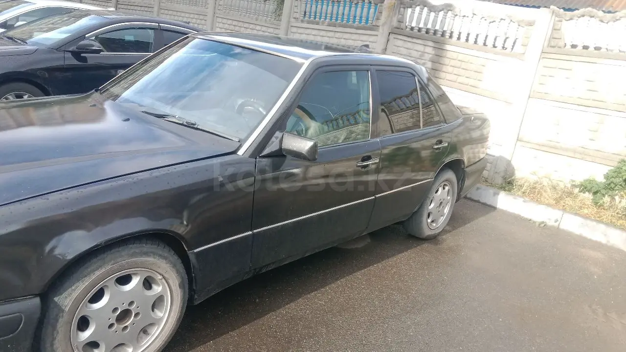 Mercedes-Benz E-Class, 1991