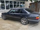 Mercedes-Benz E 200 1993 года за 1 400 000 тг. в Усть-Каменогорск – фото 2