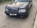 Mercedes-Benz E 200 1993 года за 1 400 000 тг. в Усть-Каменогорск – фото 4