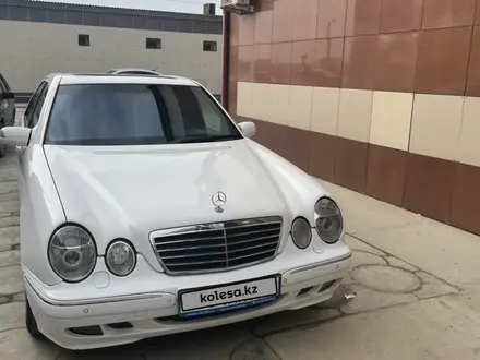 Mercedes-Benz E 320 2001 года за 5 350 000 тг. в Актау – фото 15