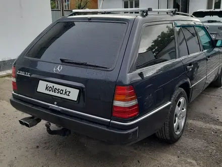 Mercedes-Benz E 230 1992 года за 2 650 000 тг. в Алматы – фото 17