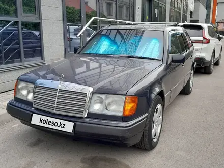 Mercedes-Benz E 230 1992 года за 2 650 000 тг. в Алматы – фото 4