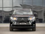 Toyota Highlander 2019 года за 17 000 000 тг. в Караганда