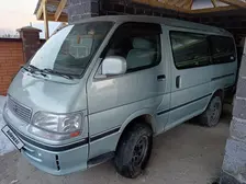 Toyota HiAce, 1997