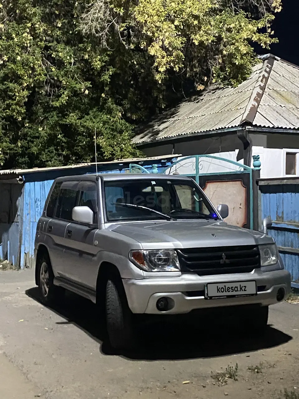 Мицубиси Pajero iO, 2006