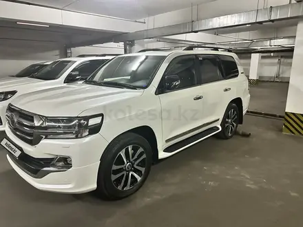 Toyota Land Cruiser 2019 года за 40 000 000 тг. в Алматы – фото 3