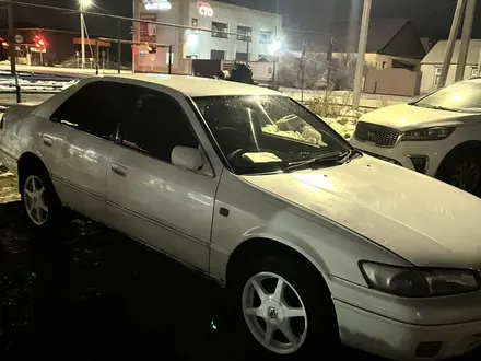 Toyota Camry Gracia 1999 года за 3 750 000 тг. в Семей – фото 2