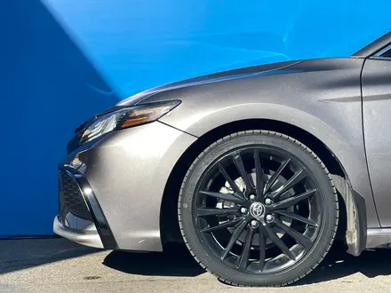 Toyota Camry 2021 года за 14 170 000 тг. в Алматы – фото 6