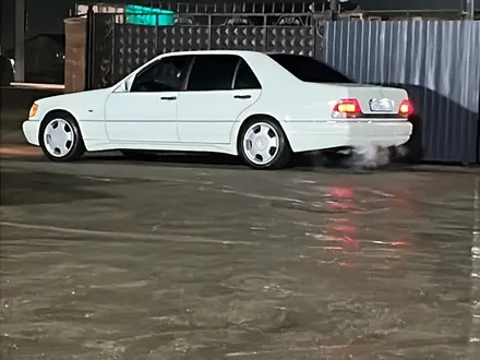 Mercedes-Benz S 500 1997 года за 6 000 000 тг. в Астана – фото 10