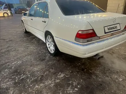 Mercedes-Benz S 500 1997 года за 6 000 000 тг. в Астана – фото 2