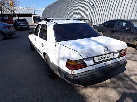Mercedes-Benz E 230 1989 года за 1 000 000 тг. в Алматы – фото 4