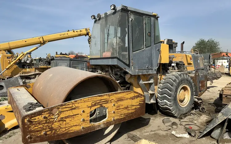 XCMG  XS163 2011 года за 8 000 000 тг. в Шымкент