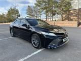 Toyota Camry 2018 года за 14 500 000 тг. в Астана – фото 4