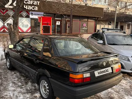 Volkswagen Passat 1990 года за 1 400 000 тг. в Усть-Каменогорск – фото 3