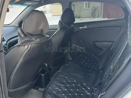Hyundai Accent 2015 года за 5 000 000 тг. в Усть-Каменогорск – фото 5