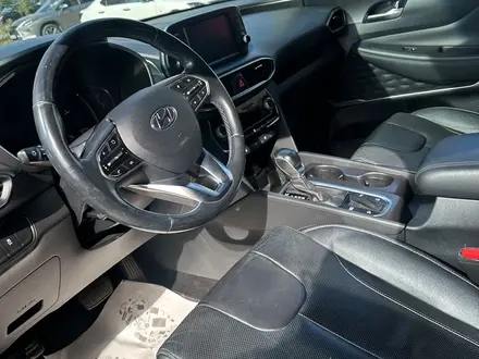 Hyundai Santa Fe 2019 года за 11 000 000 тг. в Астана – фото 12