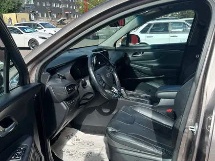 Hyundai Santa Fe 2019 года за 11 000 000 тг. в Астана – фото 17