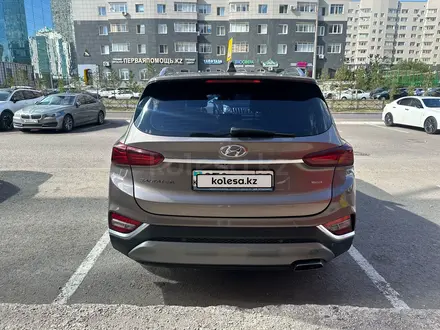 Hyundai Santa Fe 2019 года за 11 000 000 тг. в Астана – фото 7