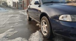 Audi A4 1997 года за 2 600 000 тг. в Алматы – фото 3