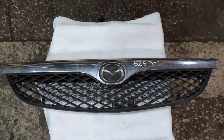 Решетка радиатора на Mazda 626 (птичка)үшін15 000 тг. в Караганда