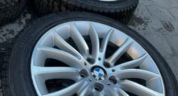 Комплект дисков с резиной на бмв 245/45/18 за 350 000 тг. в Караганда – фото 4