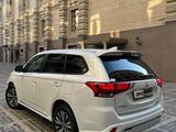Mitsubishi Outlander 2022 годаүшін9 200 000 тг. в Алматы – фото 3
