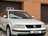 Volkswagen Passat 1997 годаүшін1 100 000 тг. в Уральск – фото 2