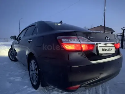 Toyota Camry 2015 года за 11 750 000 тг. в Семей – фото 19