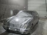 Mercedes-Benz E 280 1996 года за 2 800 000 тг. в Костанай