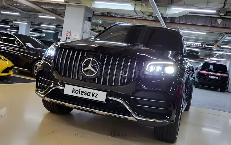 Mercedes-Benz GLS 580 2022 годаfor49 300 000 тг. в Астана