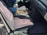 Mercedes-Benz E 220 2002 года за 2 100 000 тг. в Шымкент – фото 2