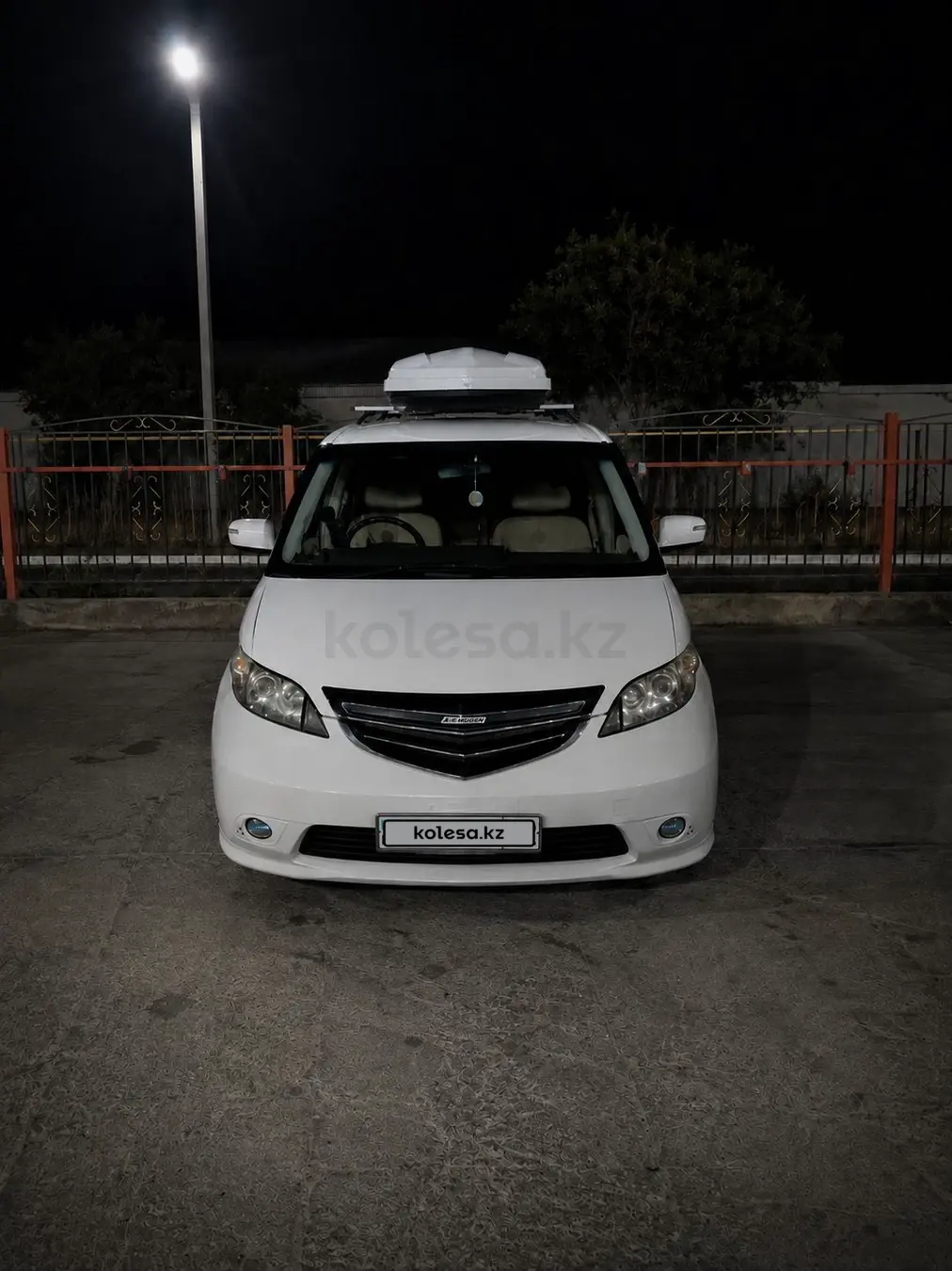Honda Elysion, 2004
