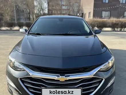 Chevrolet Malibu 2019 года за 5 300 000 тг. в Уральск – фото 20