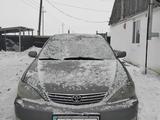 Toyota Camry 2004 годаүшін5 500 000 тг. в Актобе