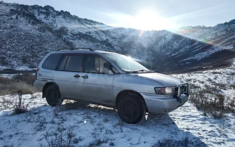 Nissan Prairie Joy 1996 годаүшін2 100 000 тг. в Усть-Каменогорск