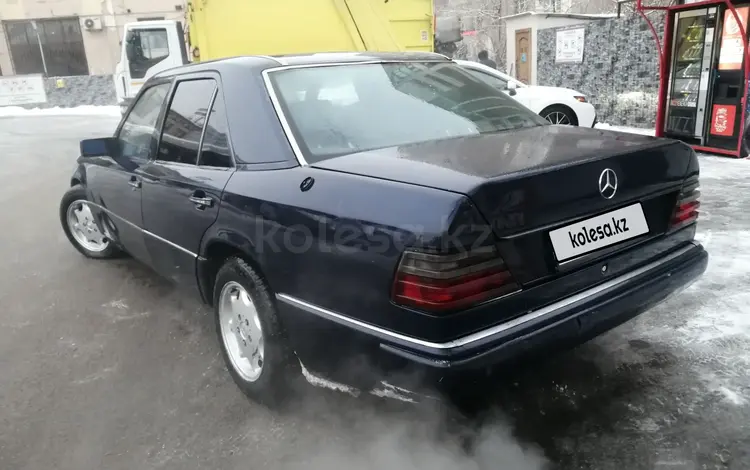 Mercedes-Benz E 300 1992 года за 1 700 000 тг. в Алматы