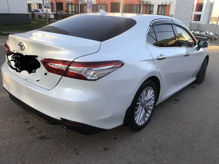 Toyota Camry 2019 года за 14 800 000 тг. в Алматы – фото 3