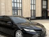 Toyota Camry 2018 года за 12 900 000 тг. в Туркестан – фото 4