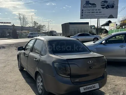 ВАЗ (Lada) Granta 2190 2016 года за 2 200 000 тг. в Сарыагаш – фото 3