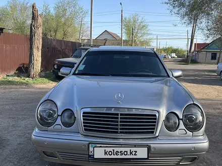 Mercedes-Benz E 430 1998 года за 4 300 000 тг. в Уральск – фото 8