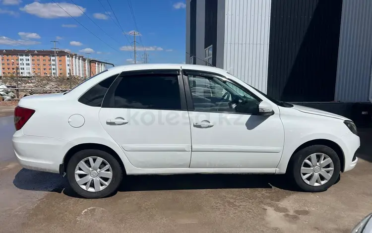 ВАЗ (Lada) Granta 2190 2019 годаүшін4 300 000 тг. в Астана