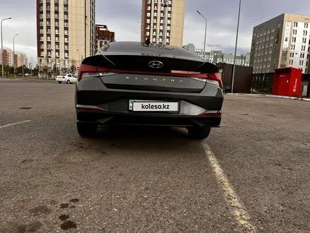 Hyundai Elantra 2022 года за 10 000 000 тг. в Астана – фото 6