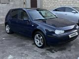 Volkswagen Golf 2000 годаfor1 800 000 тг. в Атырау