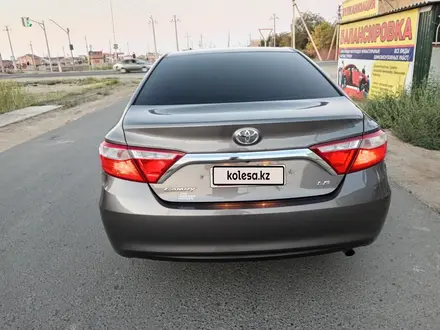 Toyota Camry 2015 года за 6 200 000 тг. в Атырау – фото 11