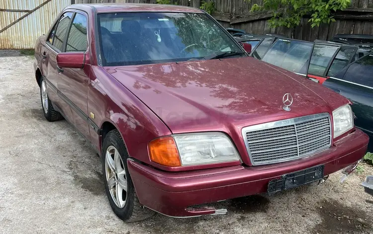Mercedes-Benz C 200 1995 года за 10 000 тг. в Астана