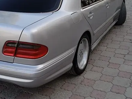 Mercedes-Benz E 55 AMG 2000 года за 5 800 000 тг. в Кордай – фото 4