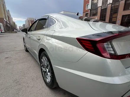 Hyundai Sonata 2022 года за 11 500 000 тг. в Астана – фото 12