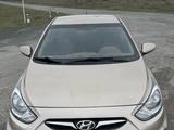 Hyundai Solaris 2011 года за 3 600 000 тг. в Актобе – фото 3